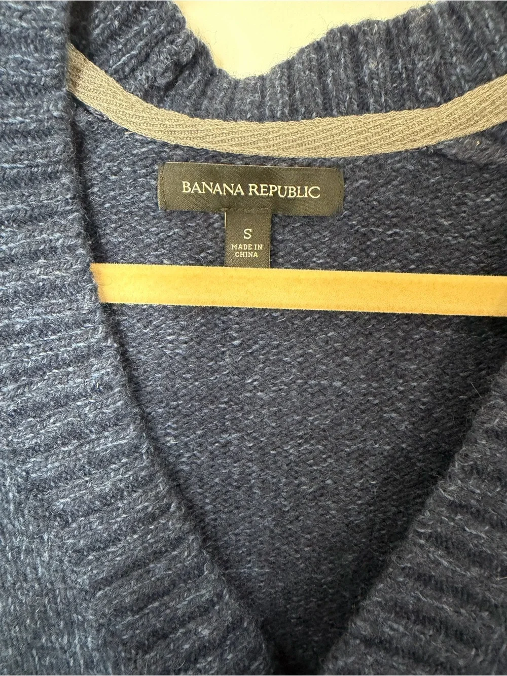 Banana Republic Navy V-Neck Button-Front Cardigan Wool blend Size S